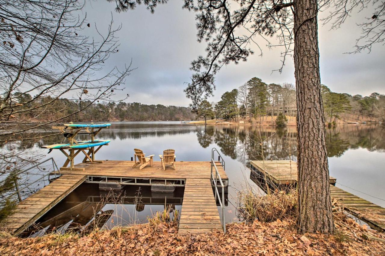 Renovated Lakefront Escape With Private Dock And Deck! Bella Vista Екстериор снимка